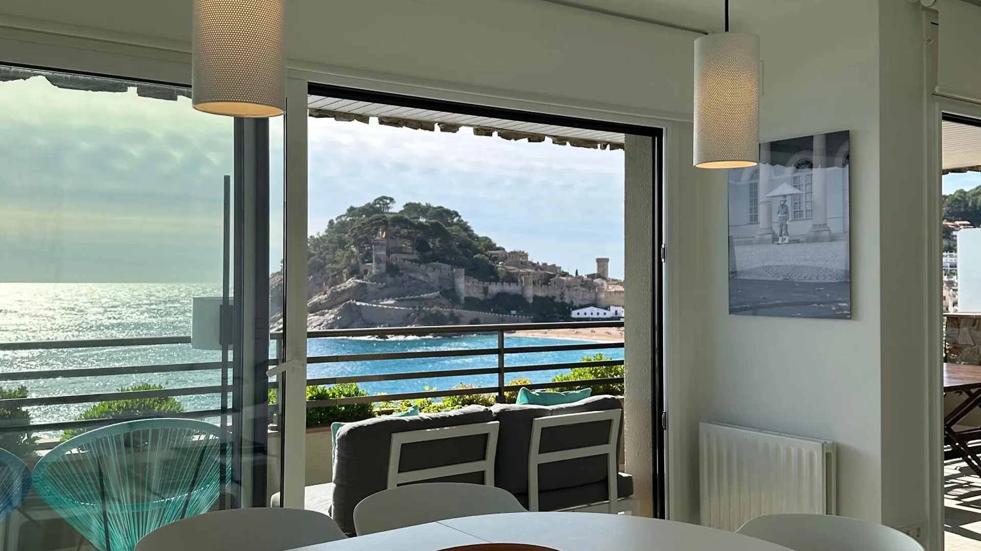 Magnificent Apartment At The Sea Front Of Tossa De Mar